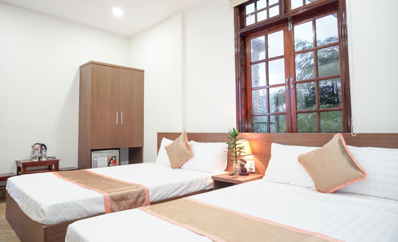 Hung Long Hostel Hue Esterno foto