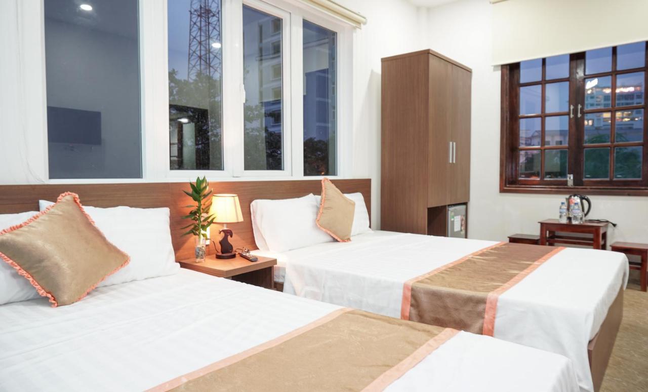 Hung Long Hostel Hue Esterno foto